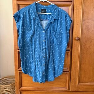 JACHS Girlfriend Blue Polka Dot Button Down Shirt